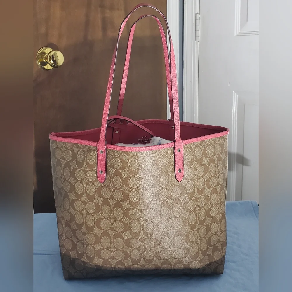 Coach Brown and Pink Signature Tote - Picture 5 of 11